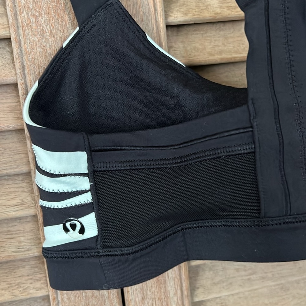 Lululemon Sports Bra - Picture 3 of 5